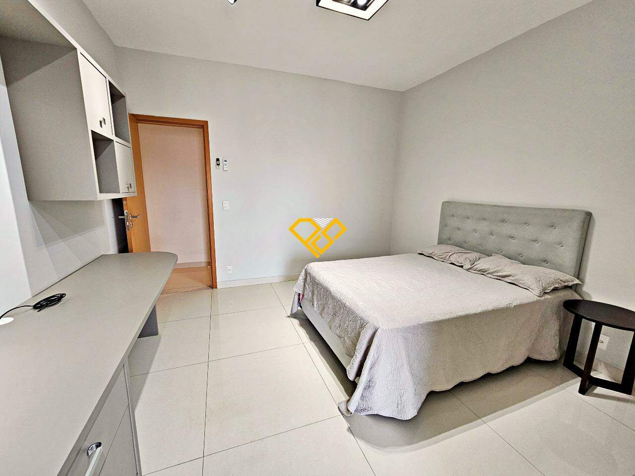 Apartamento à venda no Embaré: Suíte 1