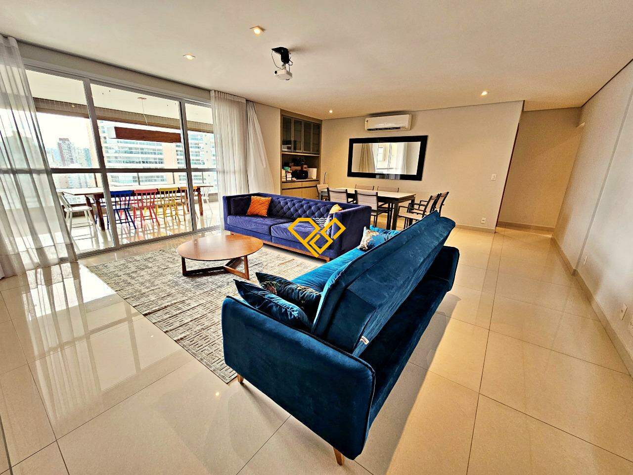 Apartamento à venda no Embaré: Sala