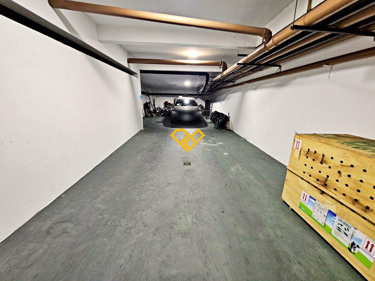 Apartamento à venda no Embaré: Garagem