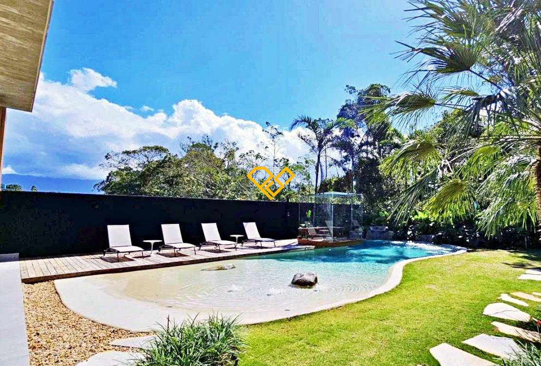 Casa à venda no Riviera: 