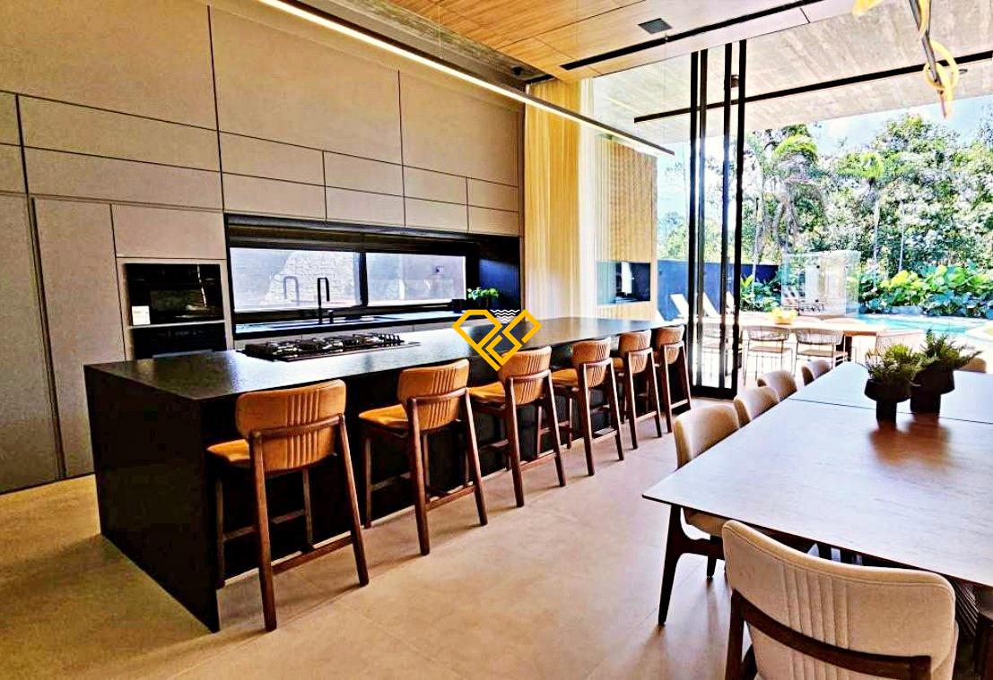 Casa à venda no Riviera: 