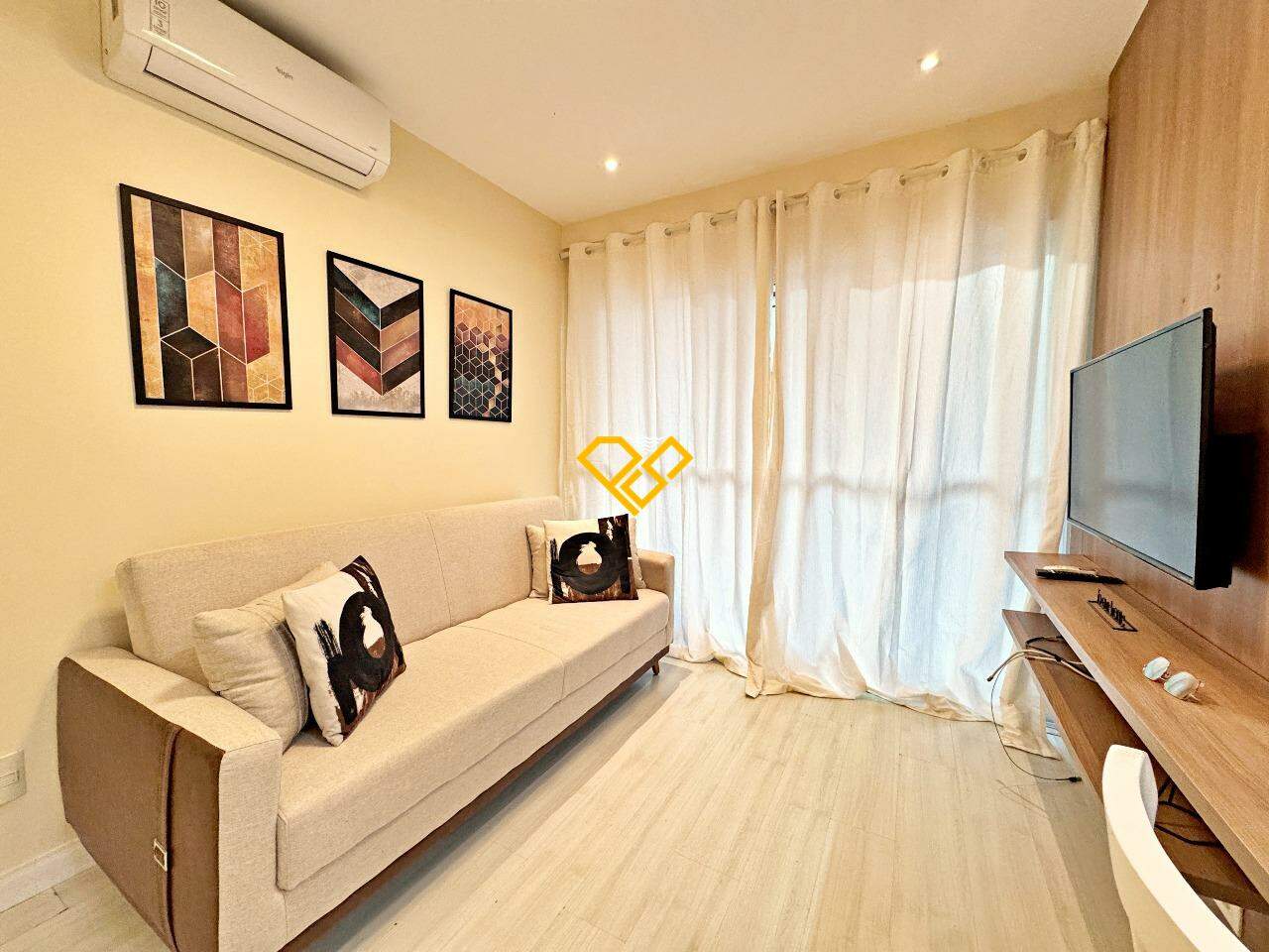 Apartamento para aluguel no Ponta da Praia: Sala