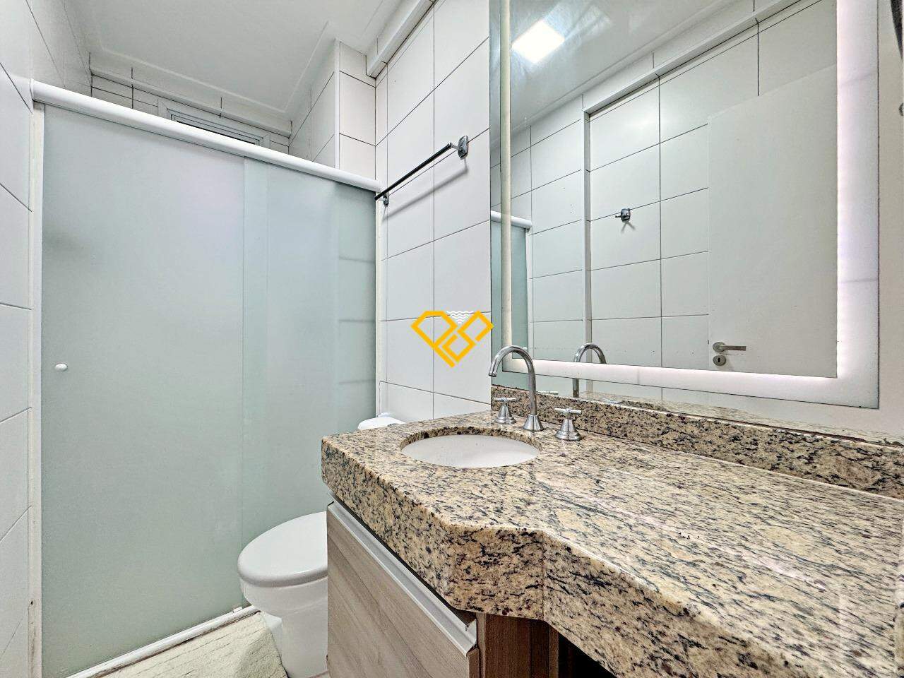Apartamento para aluguel no Ponta da Praia: Wc social