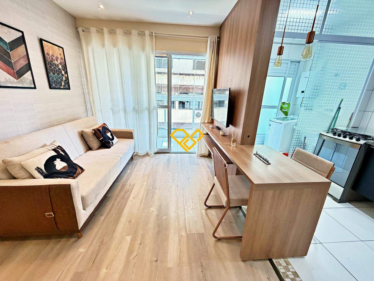 Apartamento para aluguel no Ponta da Praia: Sala