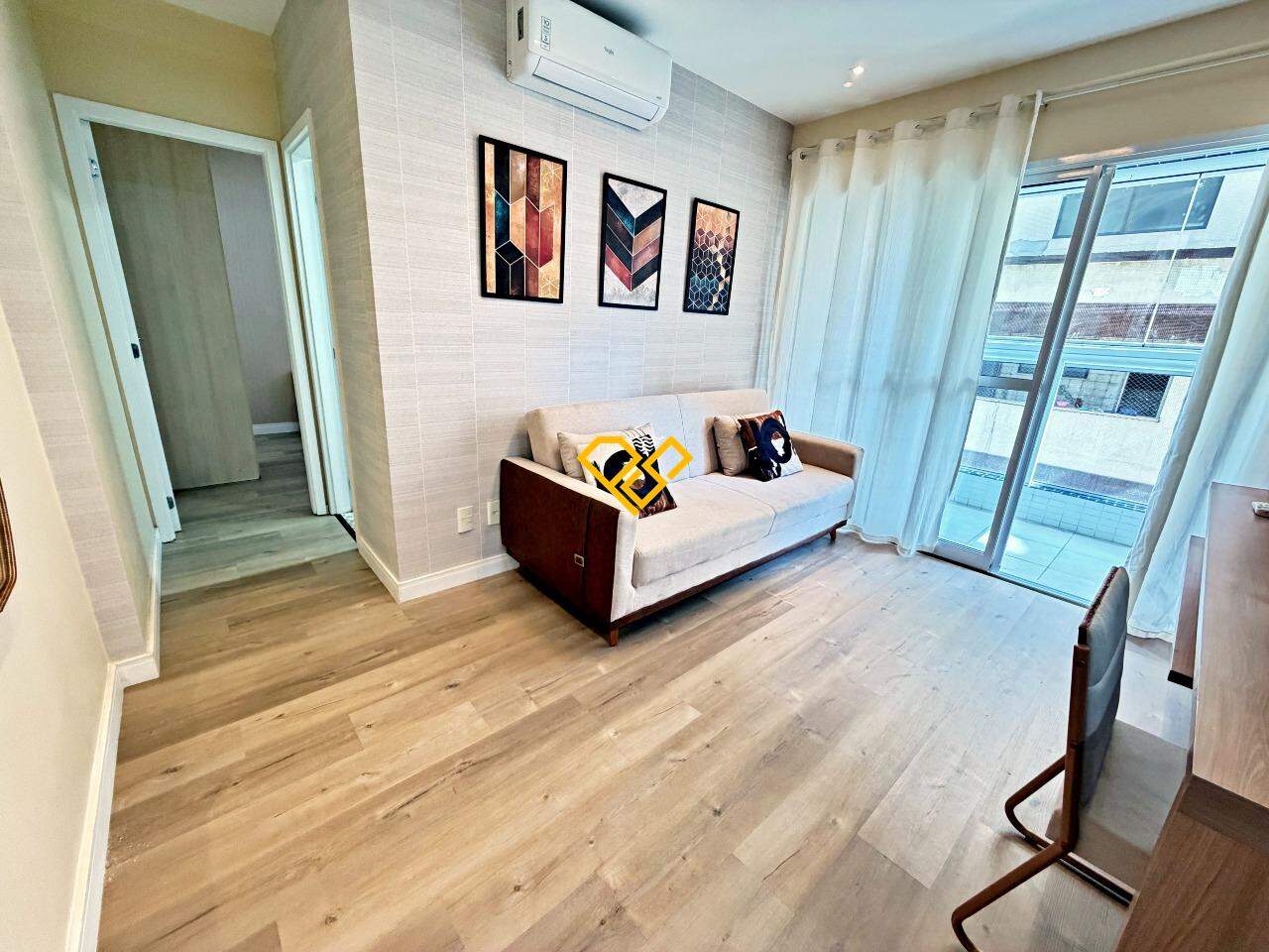 Apartamento para aluguel no Ponta da Praia: Saal