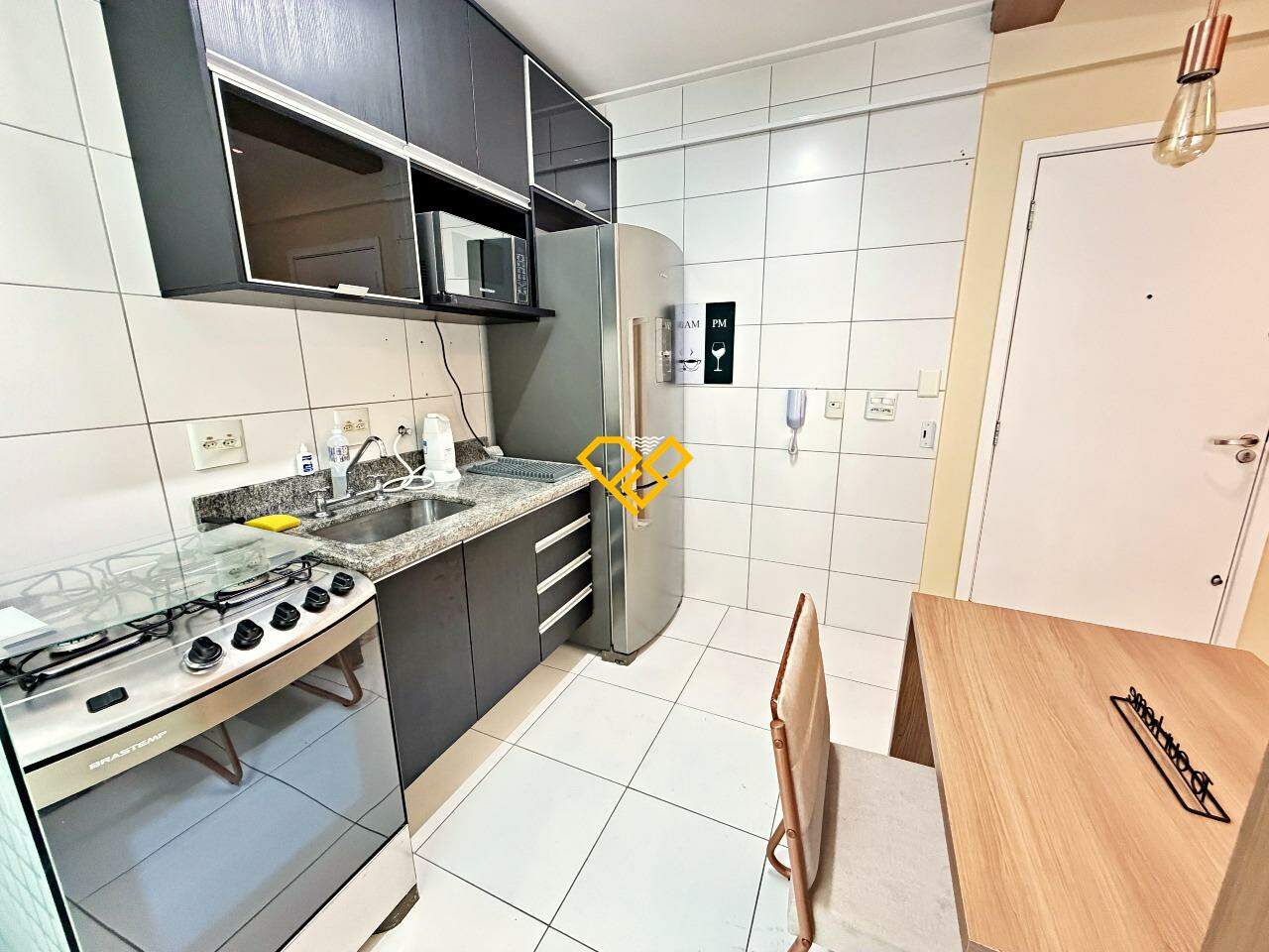 Apartamento para aluguel no Ponta da Praia: Cozinha