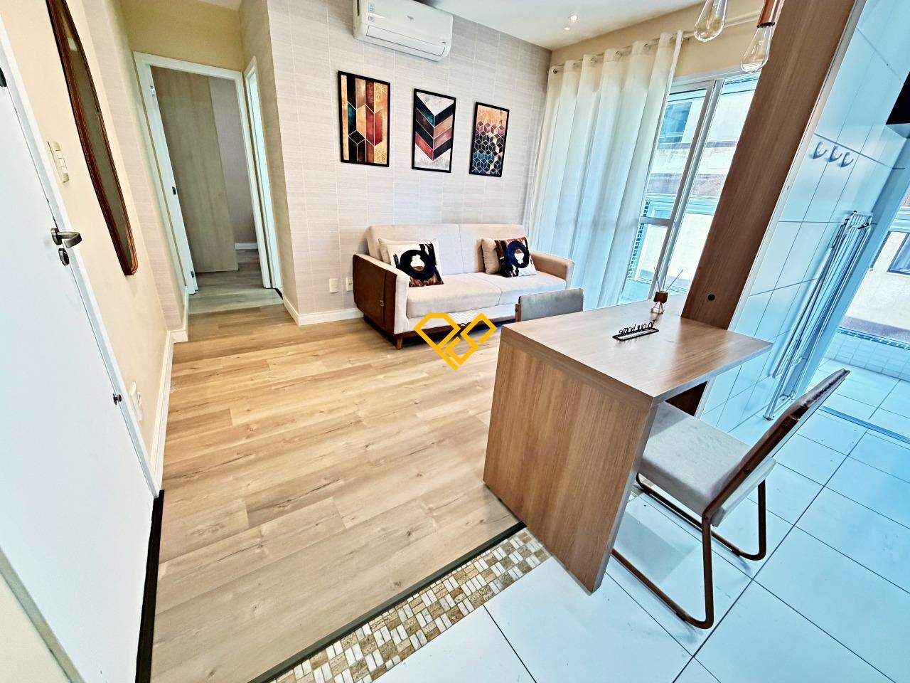 Apartamento para aluguel no Ponta da Praia: Sala