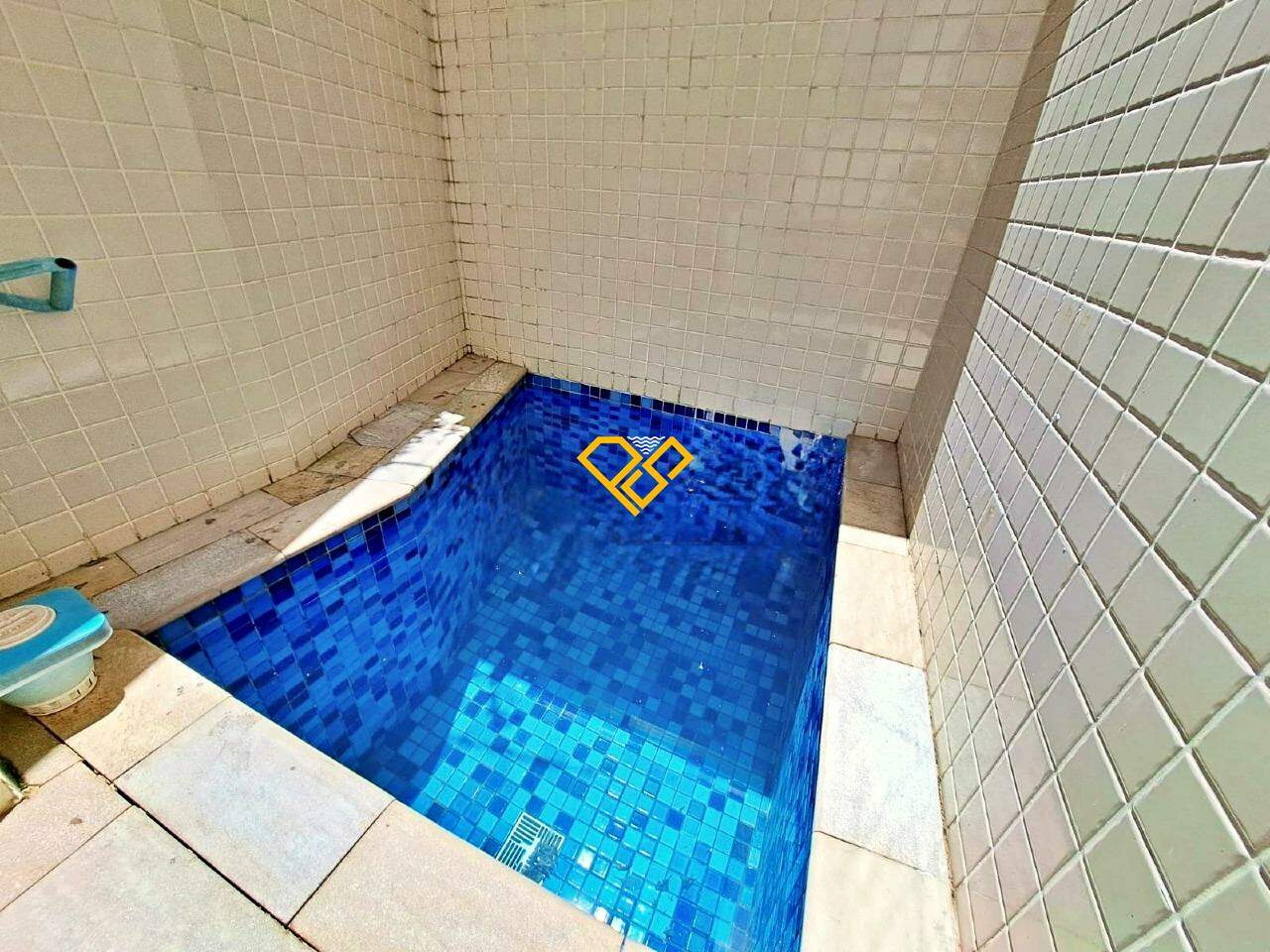 Sobreposta Baixa à venda no Boqueirão: Piscina