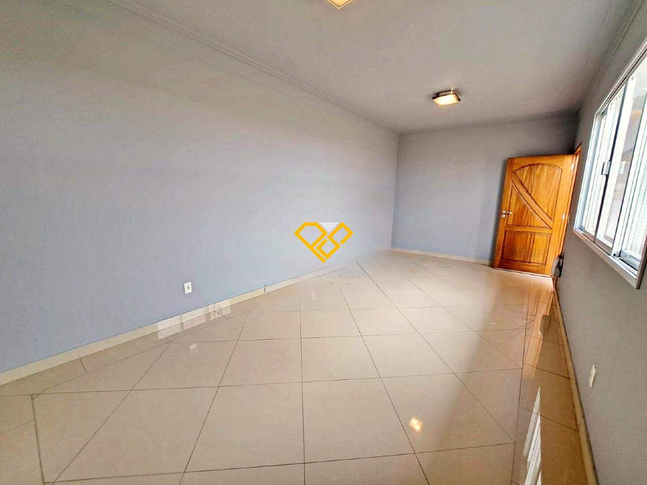 Sobreposta Baixa à venda no Boqueirão: Sala