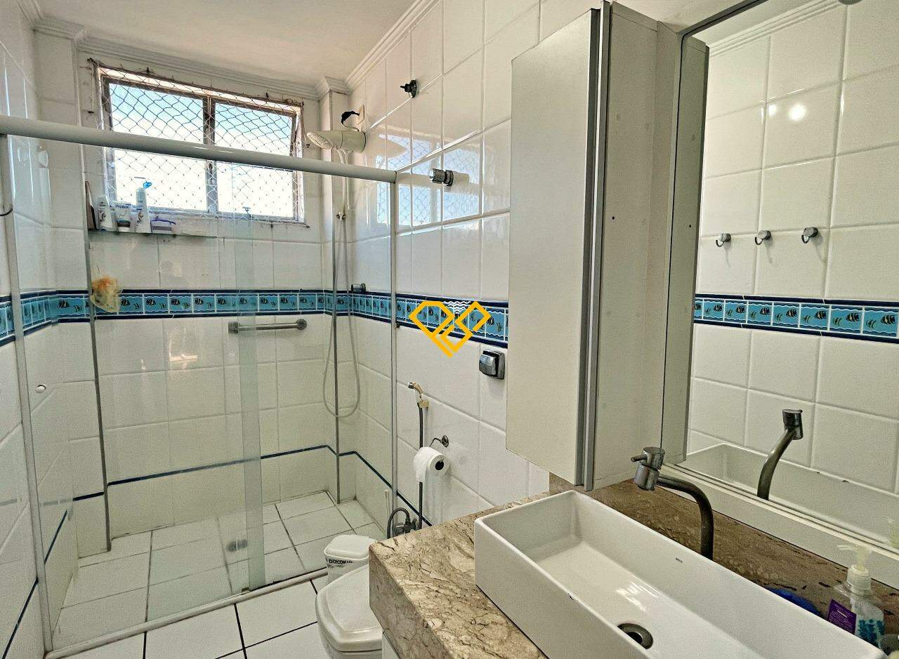 Apartamento à venda no Embaré: Wc social