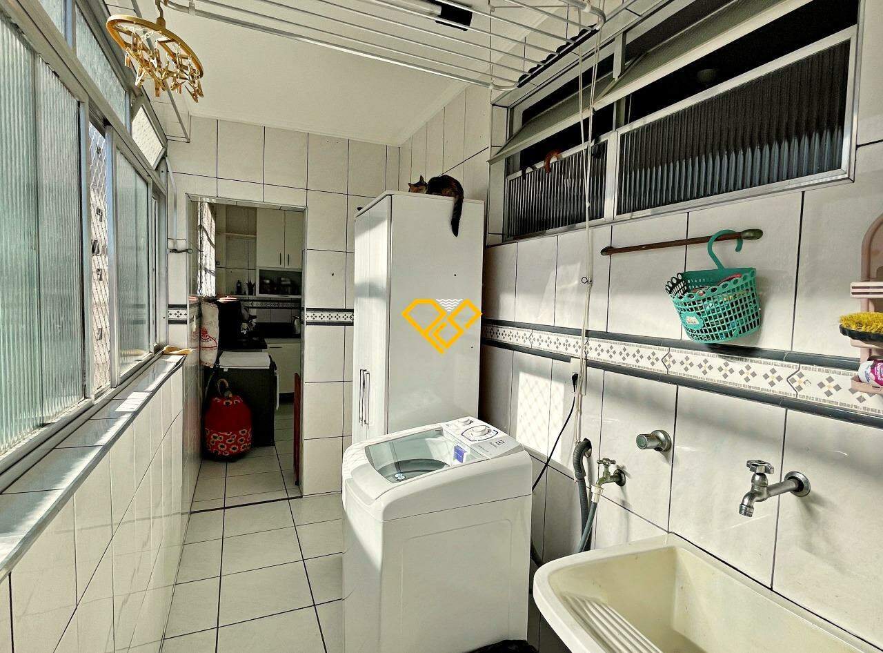 Apartamento à venda no Embaré: Área de serviço