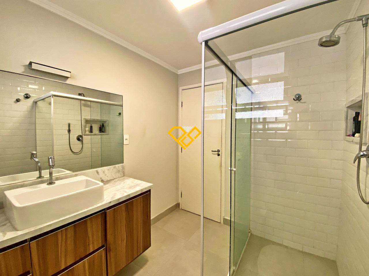 Apartamento à venda no Ponta da Praia: Wc social