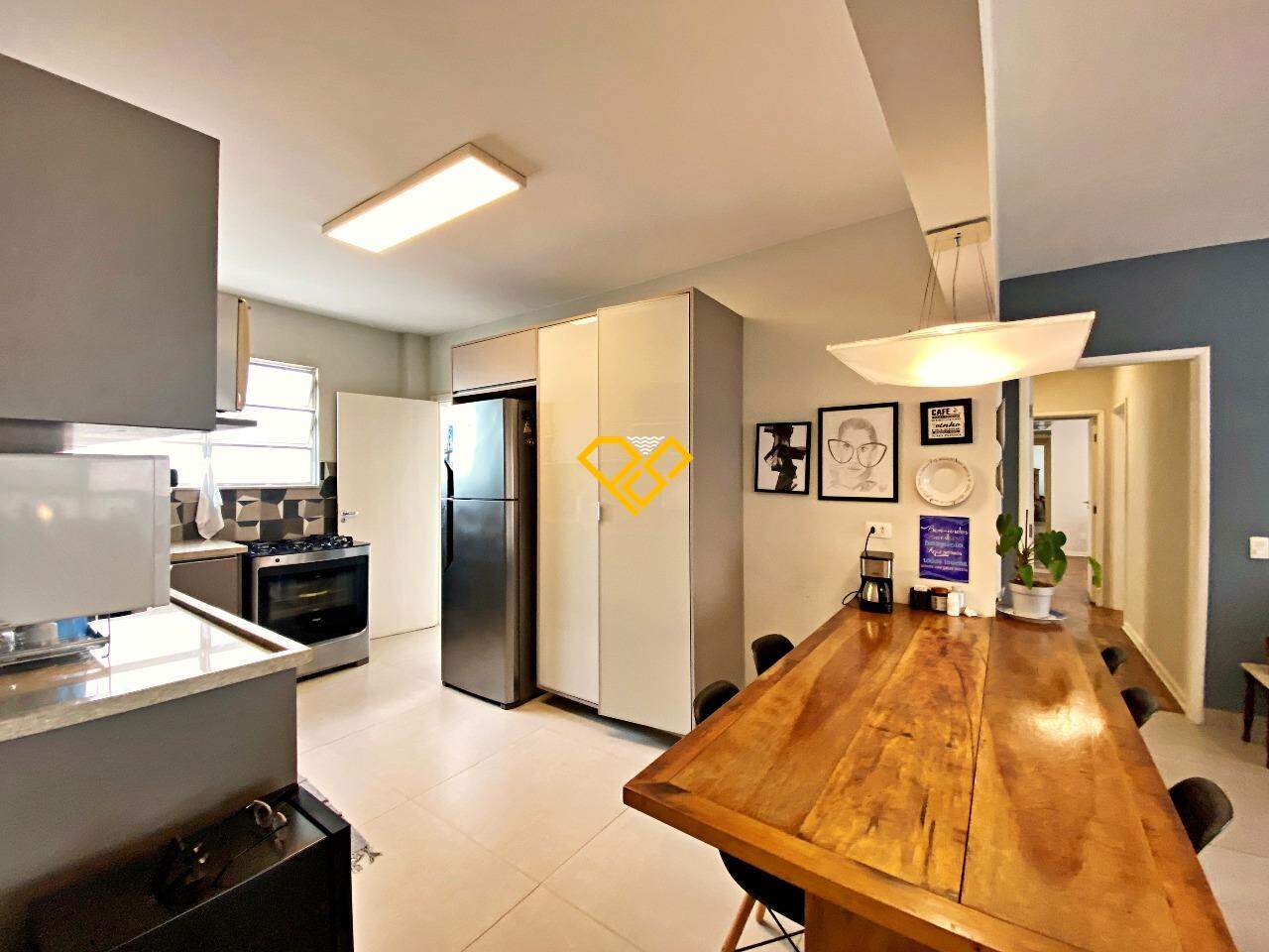 Apartamento à venda no Ponta da Praia: Cozinha