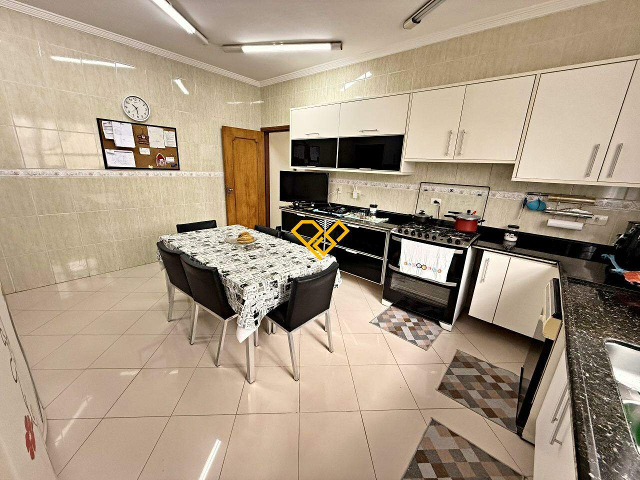 Sobreposta Alta à venda no Boqueirão: Cozinha