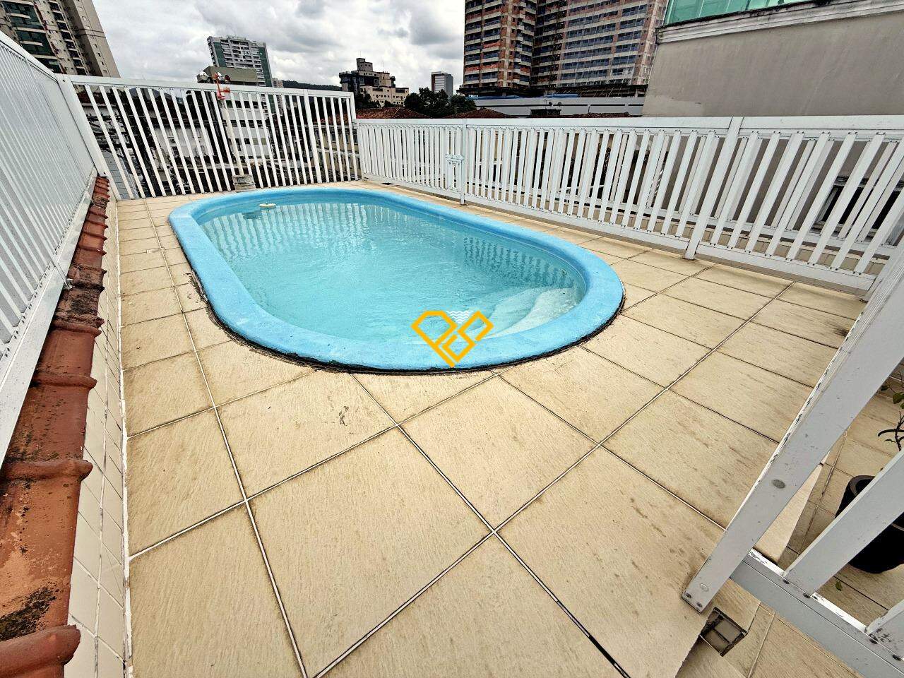Sobreposta Alta à venda no Boqueirão: Piscina