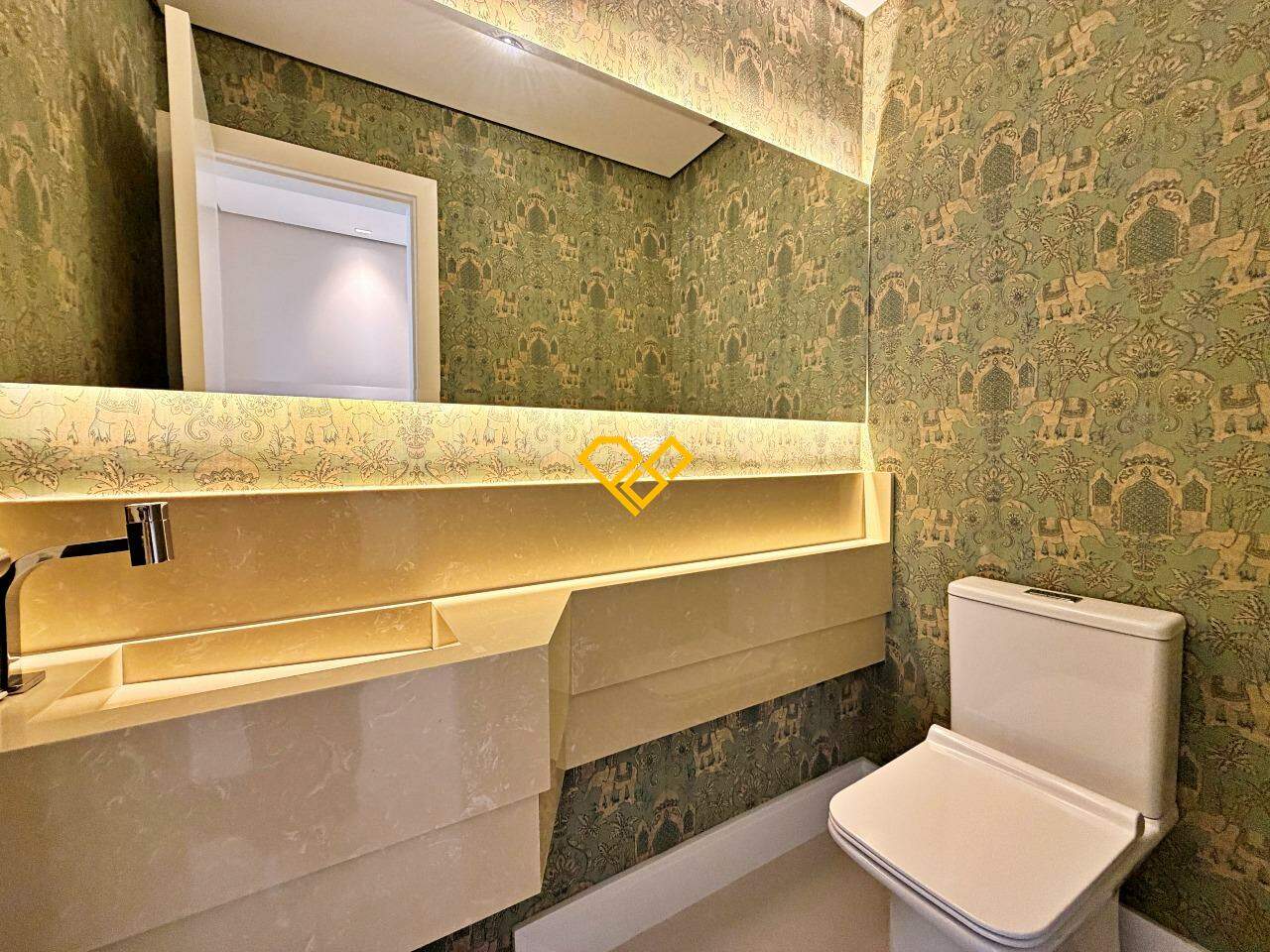 Apartamento à venda no Boqueirão: Lavabo