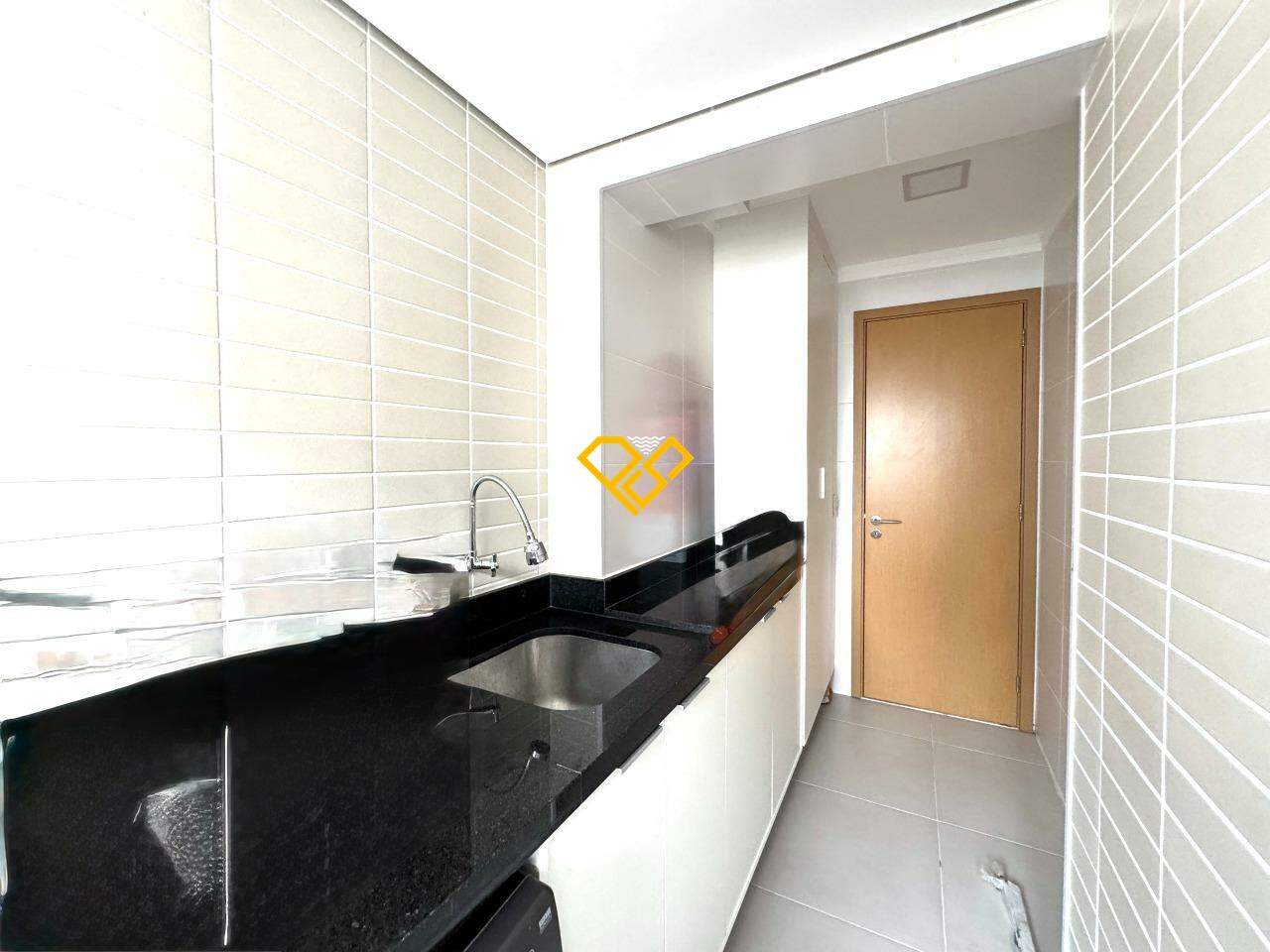 Apartamento para aluguel no Gonzaga: Área de serviço