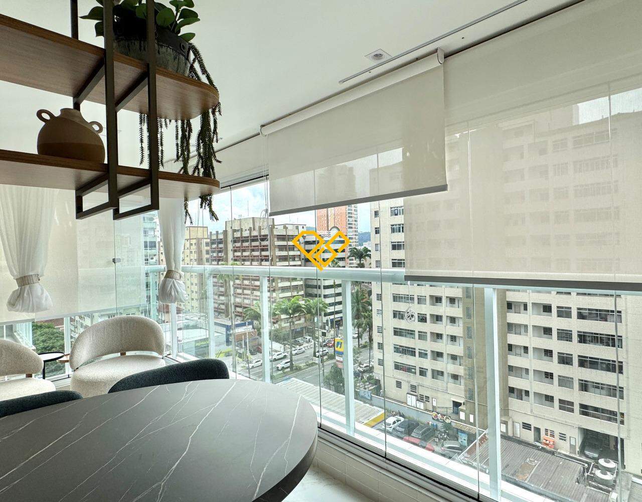 Apartamento para aluguel no Gonzaga: Varanda