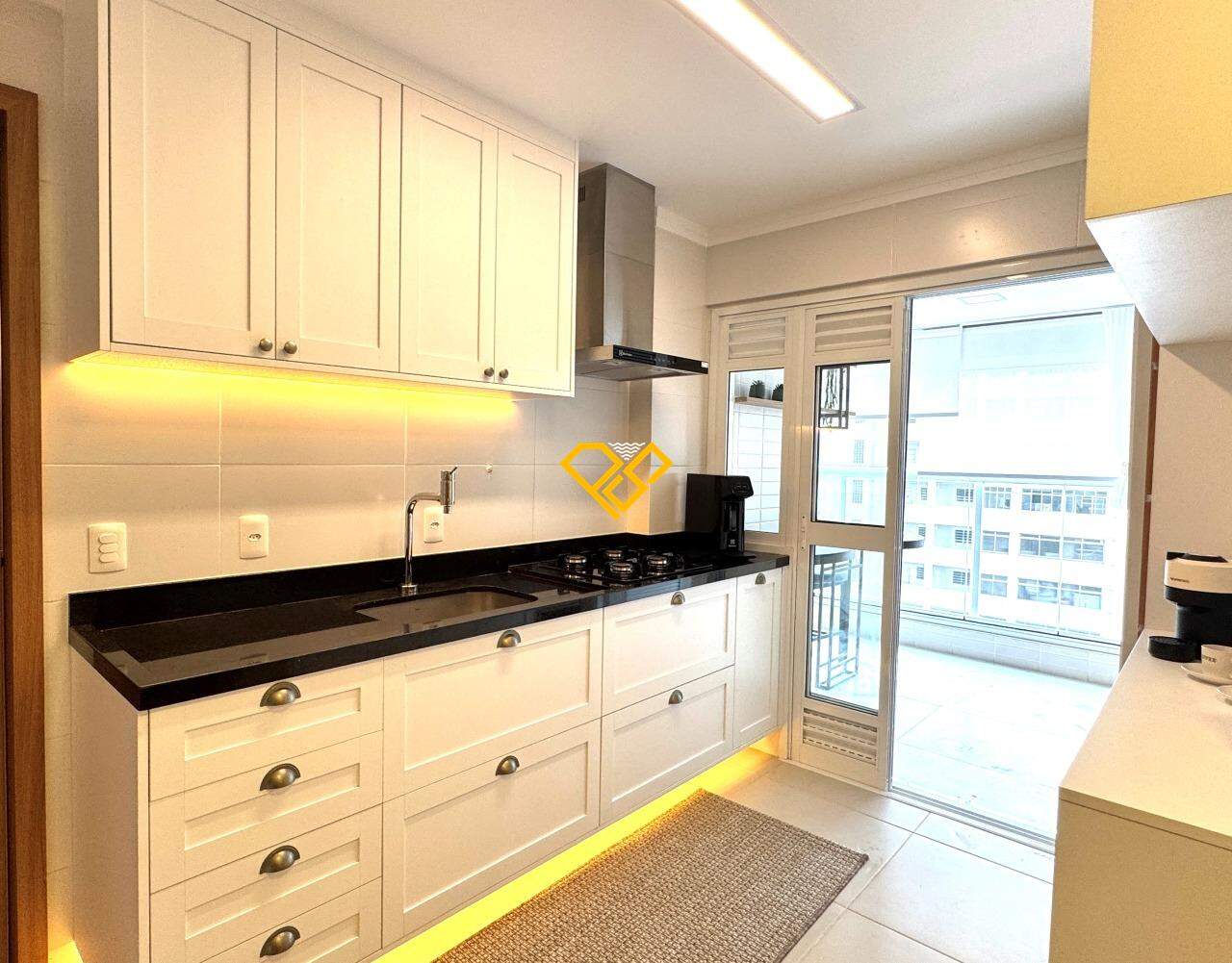 Apartamento para aluguel no Gonzaga: Cozinha