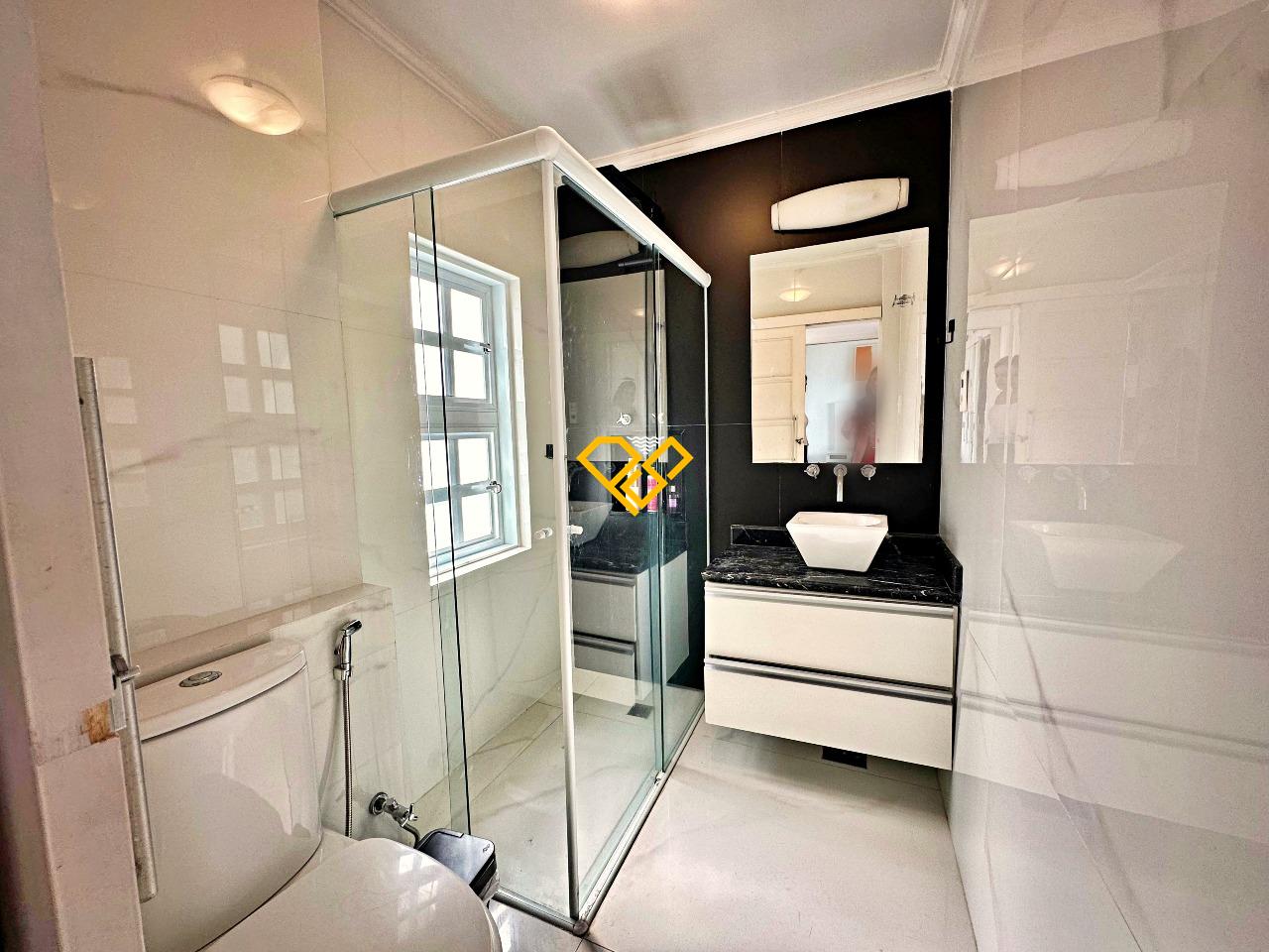 Apartamento à venda no José Menino: Wc social