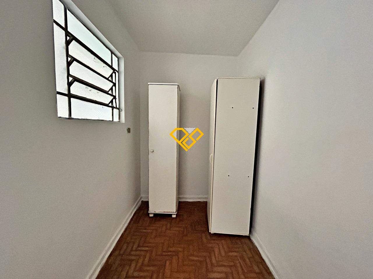 Apartamento à venda no Embaré: Dependência