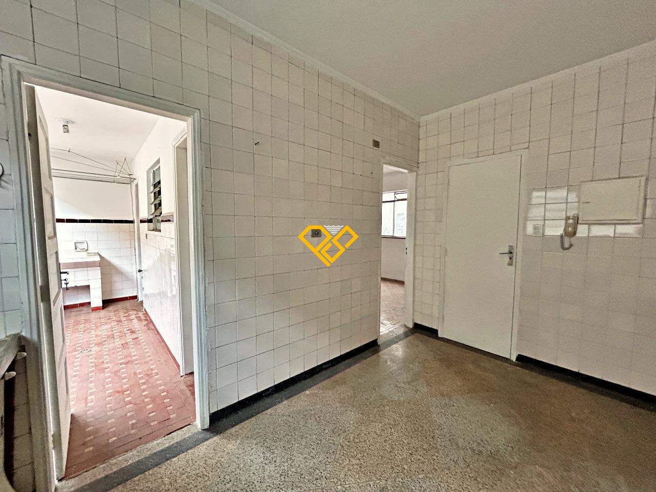 Apartamento à venda no Embaré: Cozinha