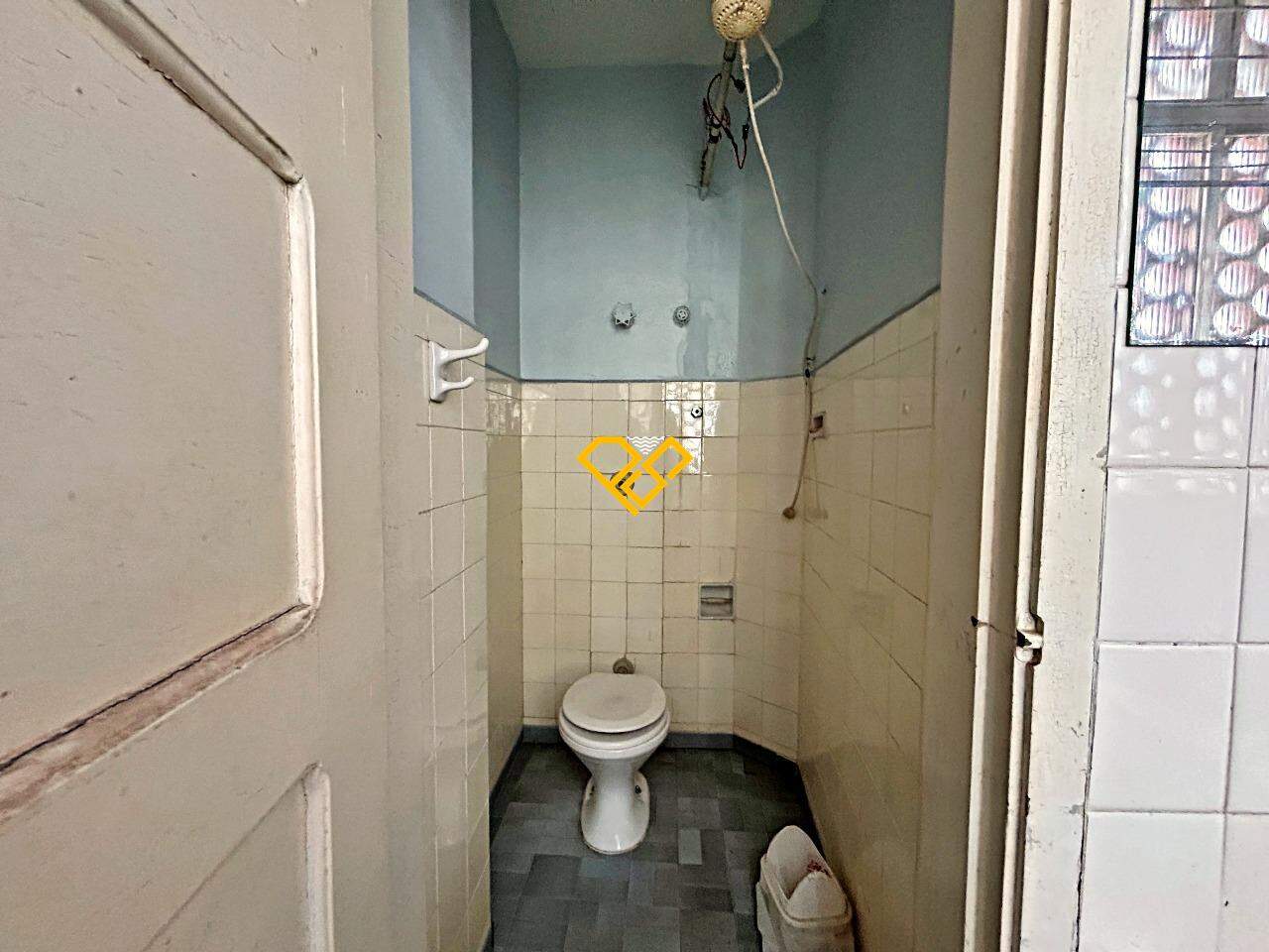 Apartamento à venda no Boqueirão: Wc de serviço