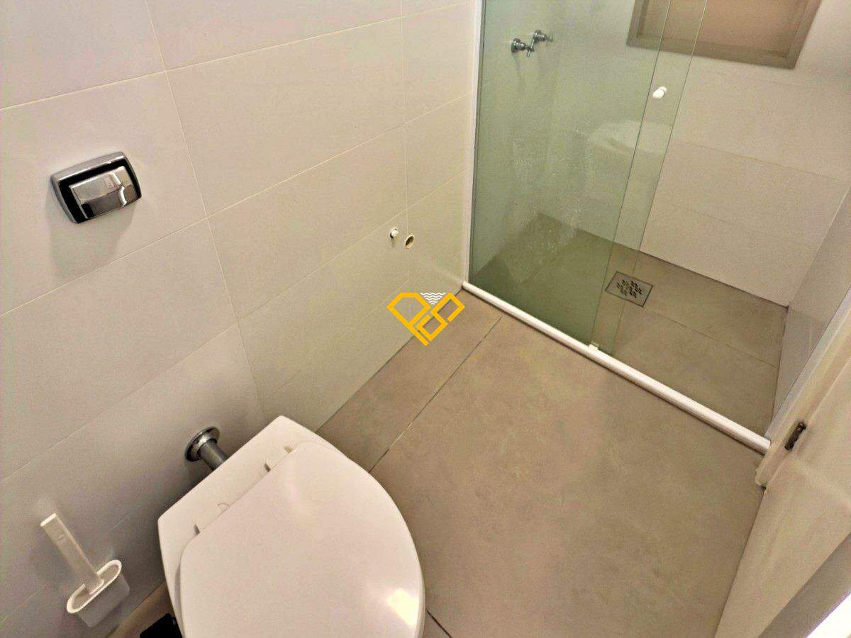 Apartamento à venda no Aparecida: Wc de serviço