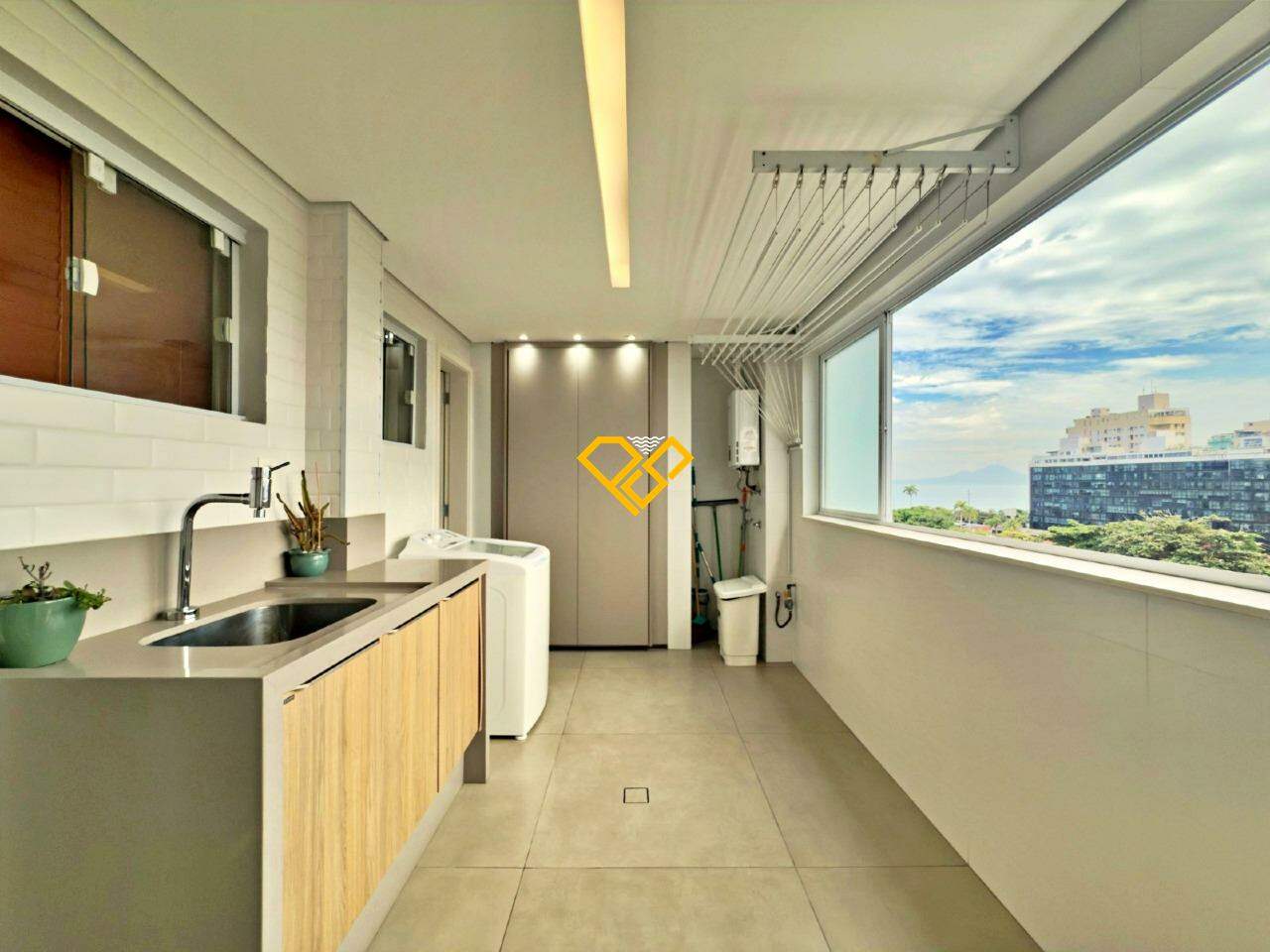 Apartamento à venda no Aparecida: Área de serviço