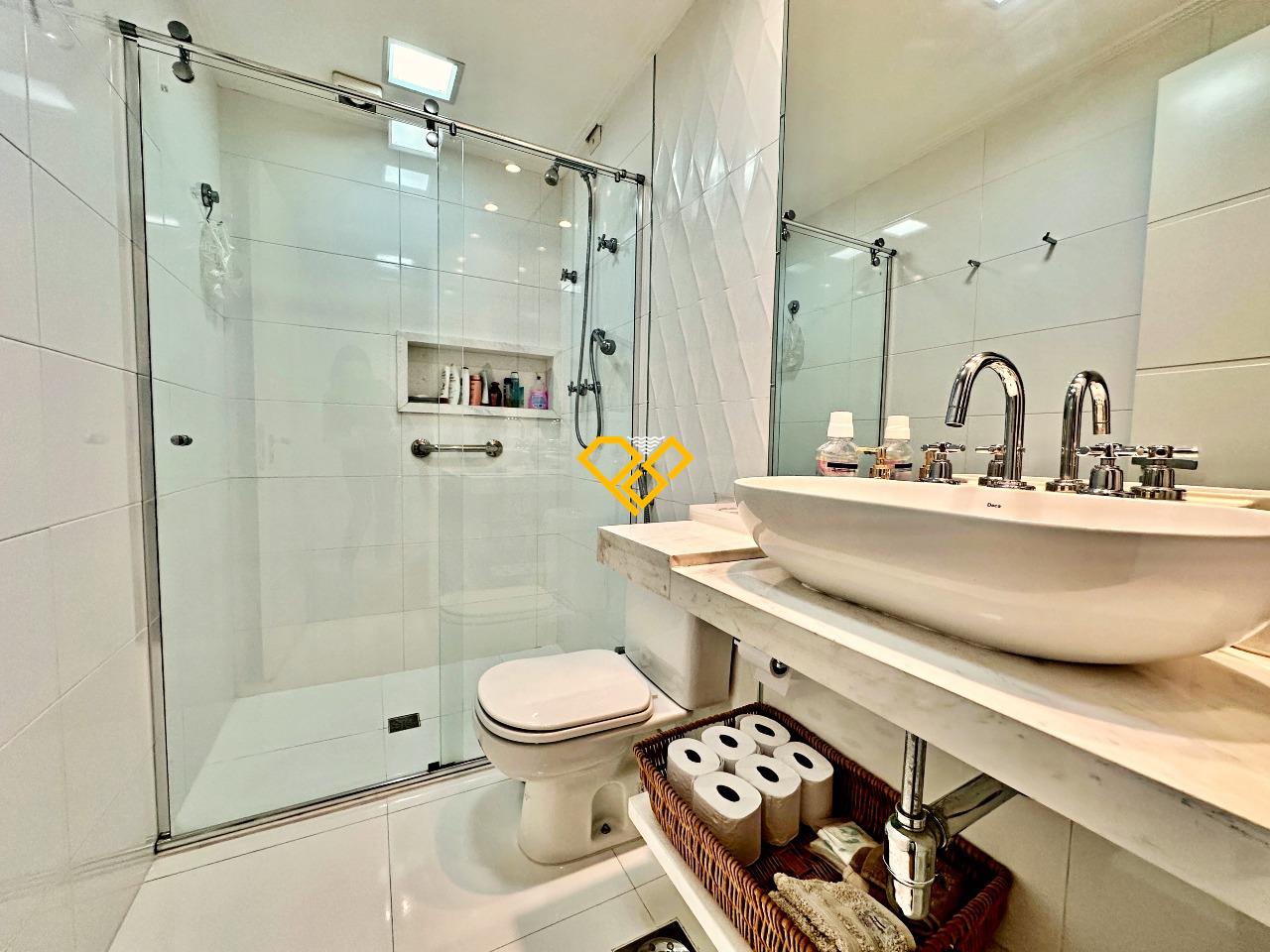 Apartamento para aluguel no Embaré: Wc suíte 3