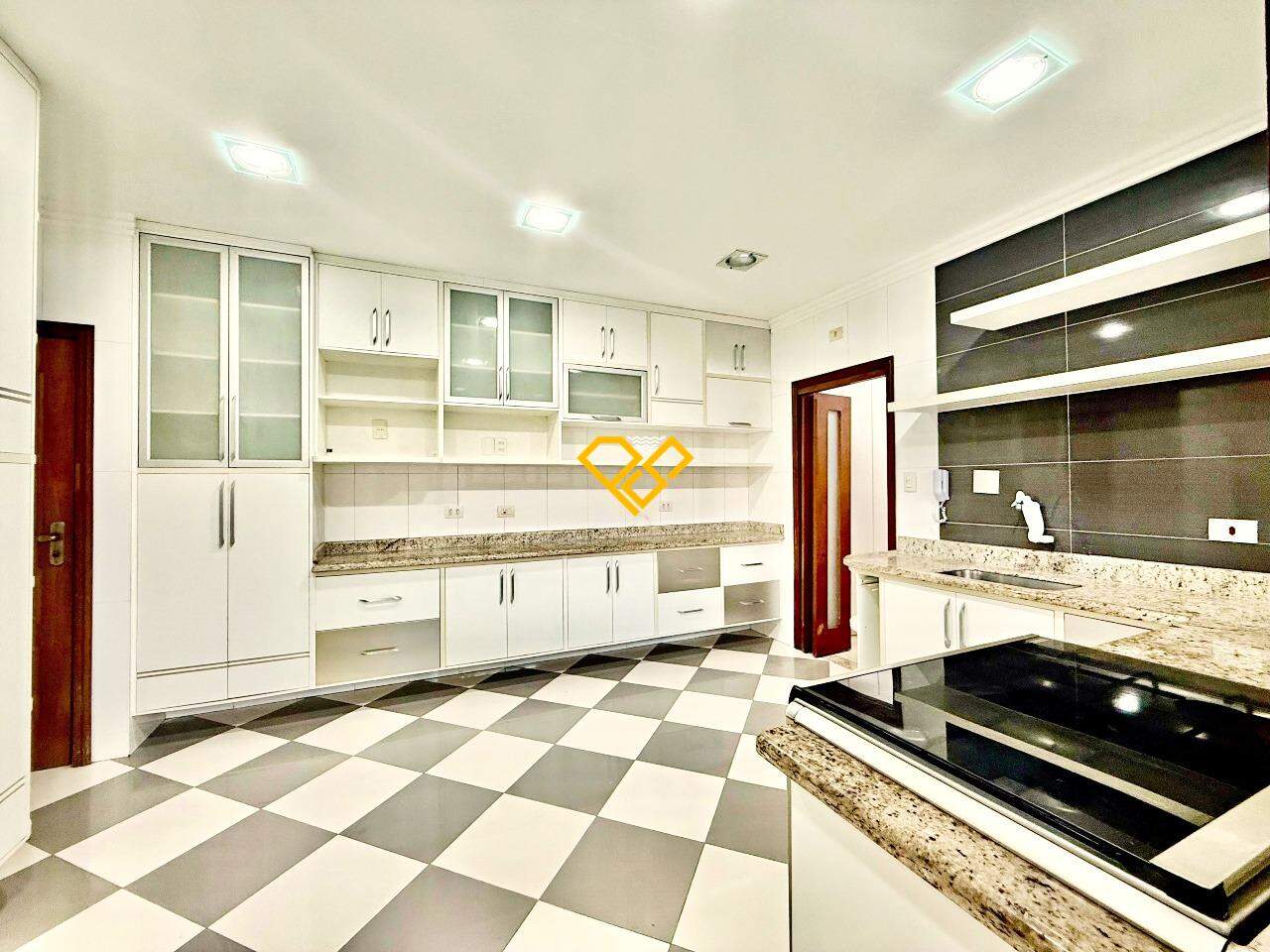Apartamento à venda no Embaré: Cozinha