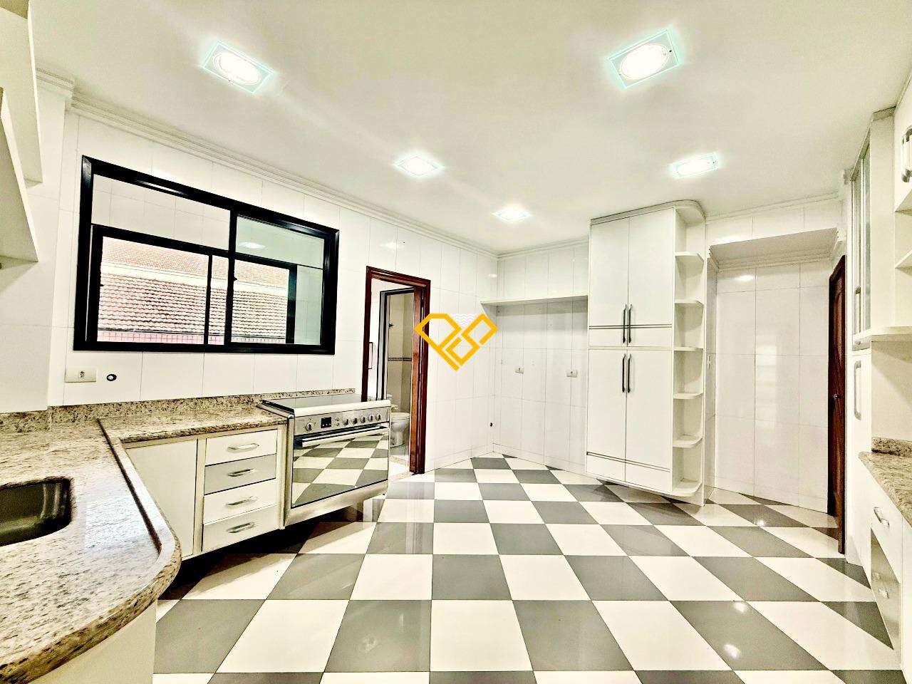 Apartamento à venda no Embaré: Cozinha