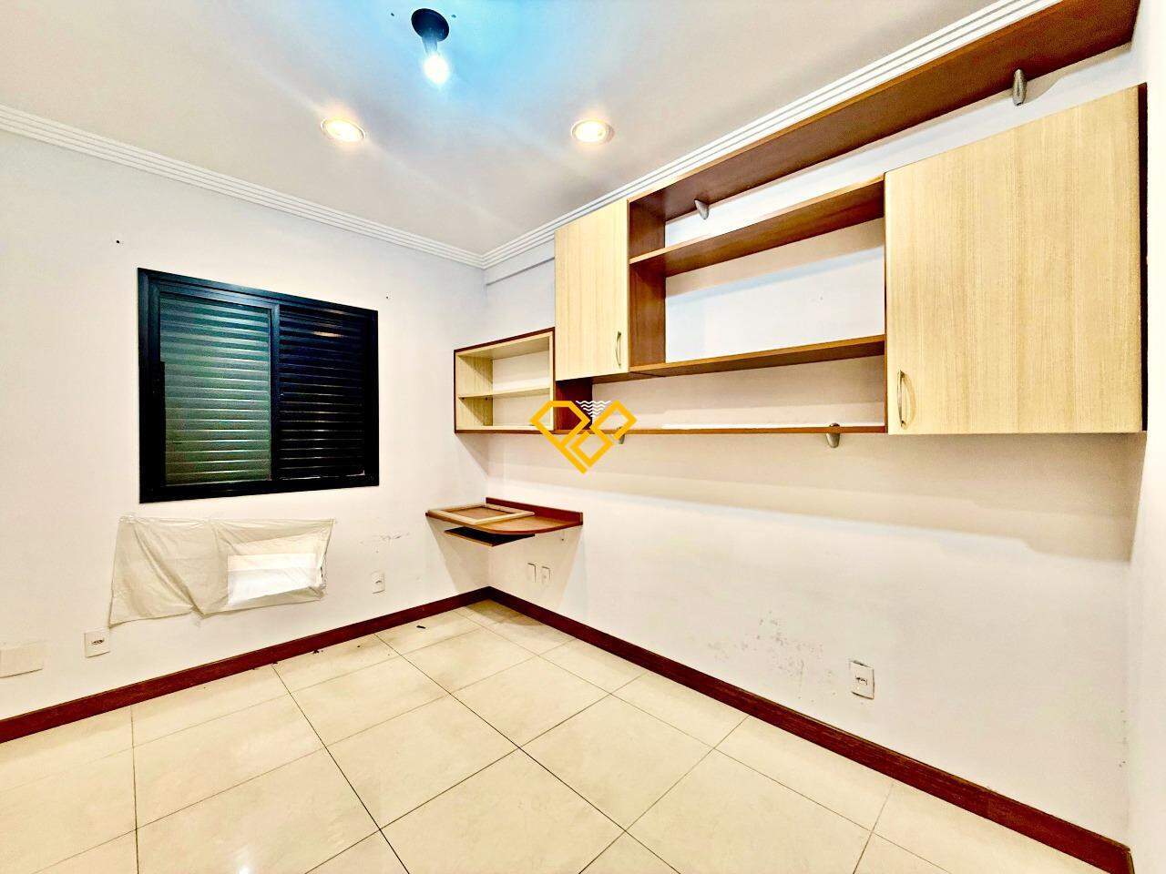 Apartamento à venda no Embaré: Dormitório 3