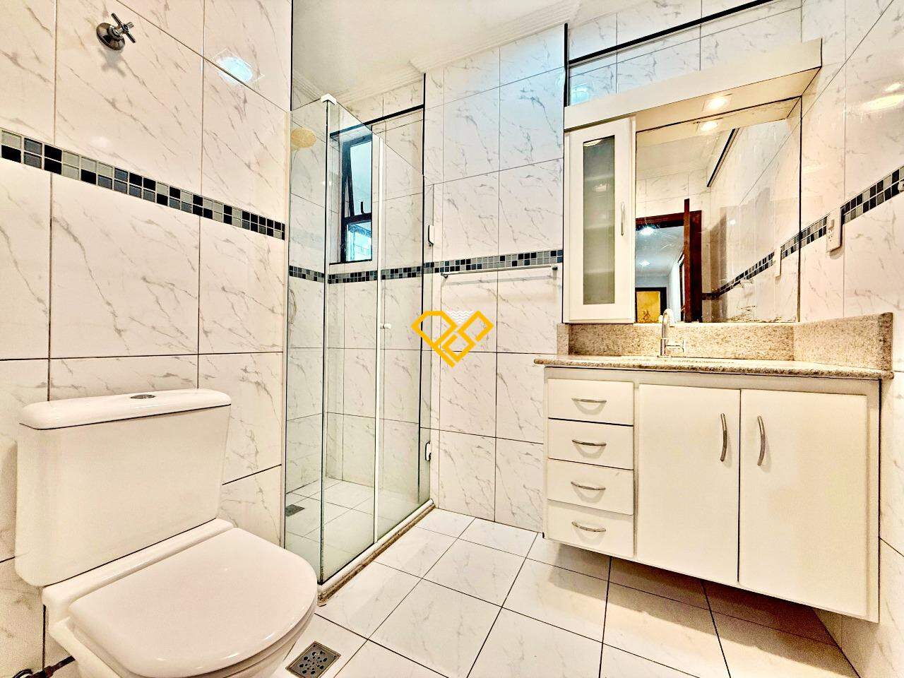 Apartamento à venda no Embaré: Wc social