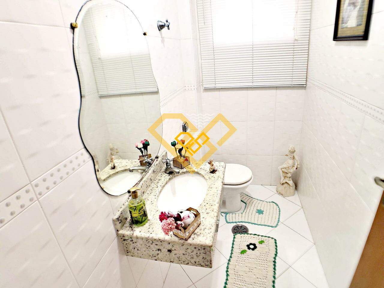 Casa à venda no Aparecida: LAVABO