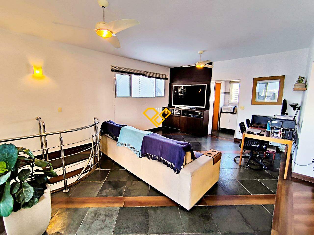 Cobertura à venda no Boqueirão: Sala 2° piso