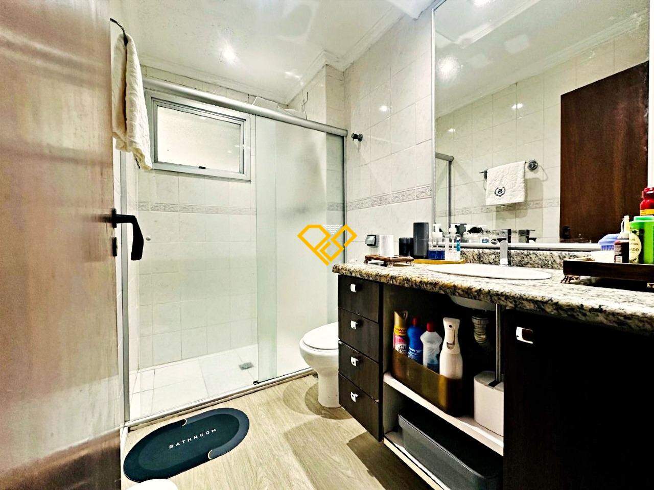 Apartamento à venda no Vila Mathias: Wc social