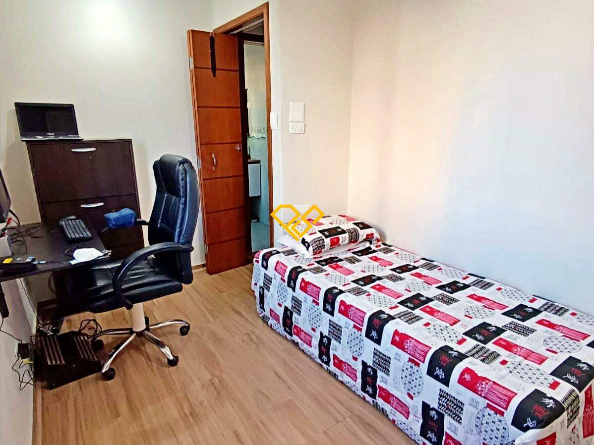 Apartamento à venda no Embaré: Dormitório 2
