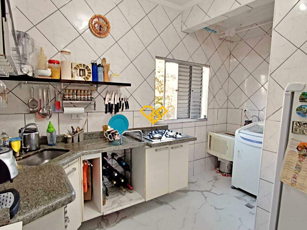 Apartamento à venda no Embaré: Cozinha