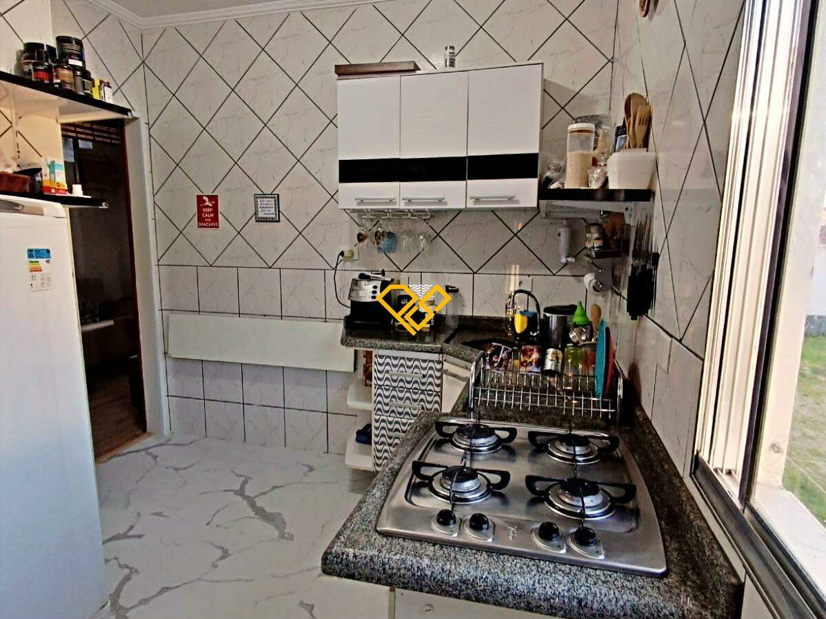 Apartamento à venda no Embaré: Cozinha