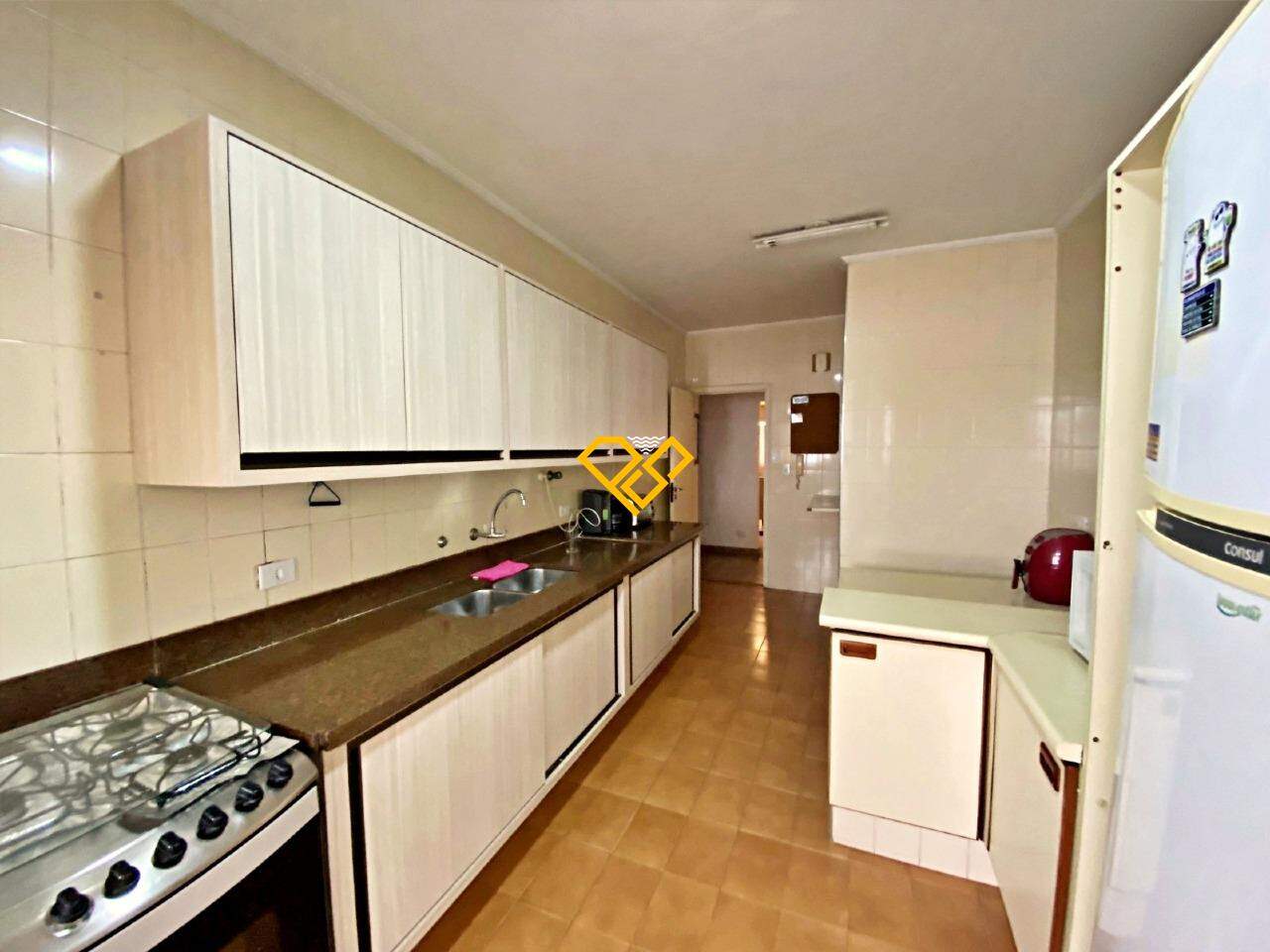 Apartamento à venda no Gonzaga: Cozinha