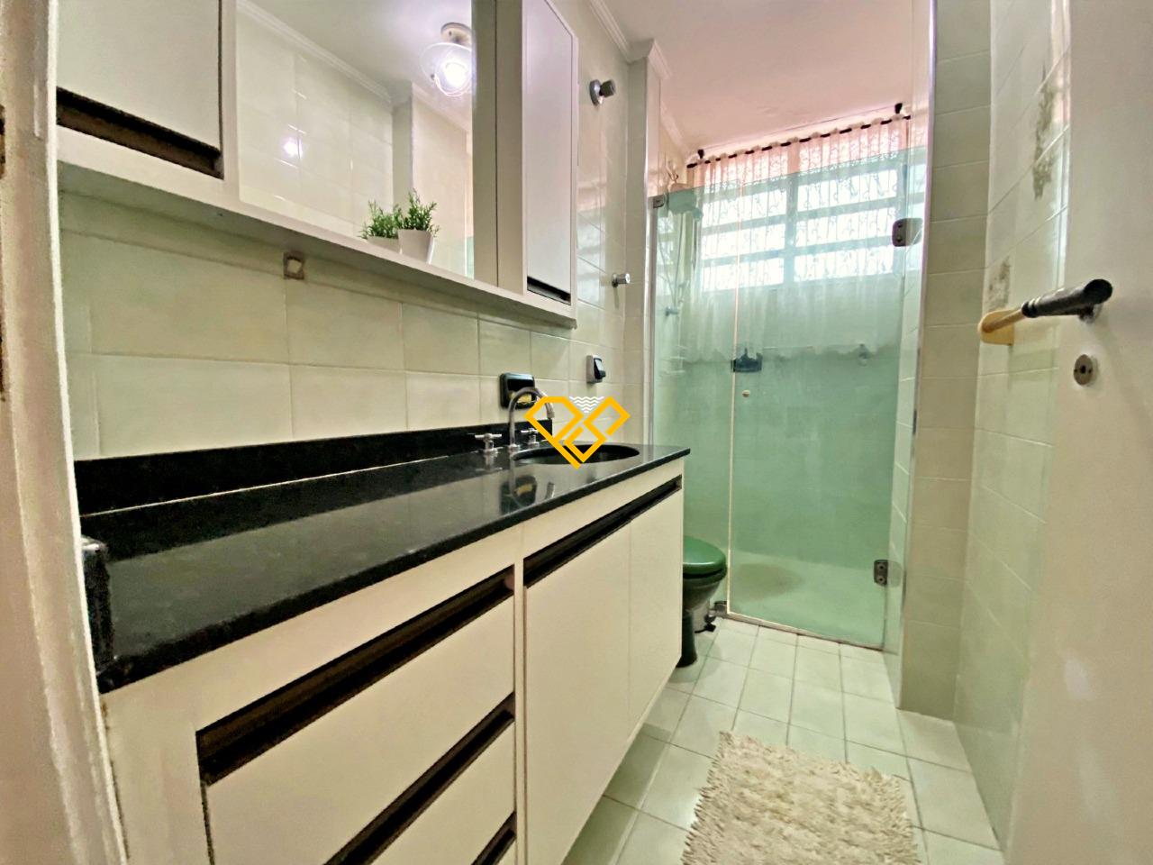 Apartamento à venda no Gonzaga: Wc suíte