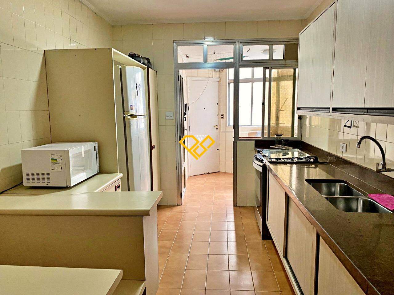 Apartamento à venda no Gonzaga: Cozinha
