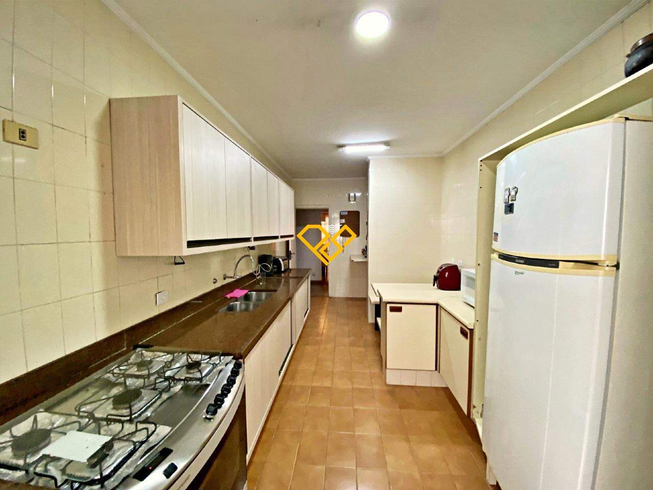 Apartamento à venda no Gonzaga: Cozinha