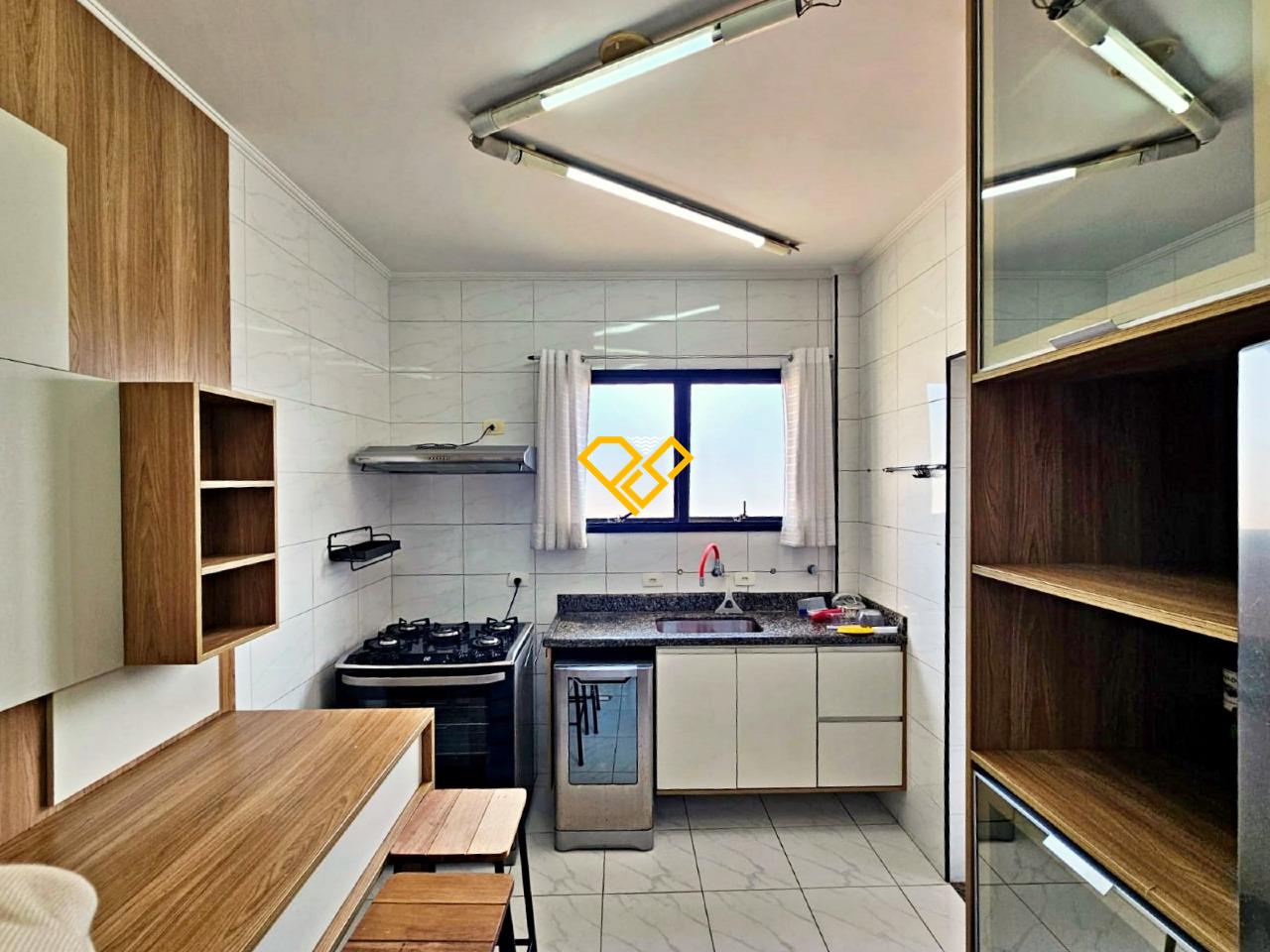 Apartamento para aluguel no Embaré: Cozinha