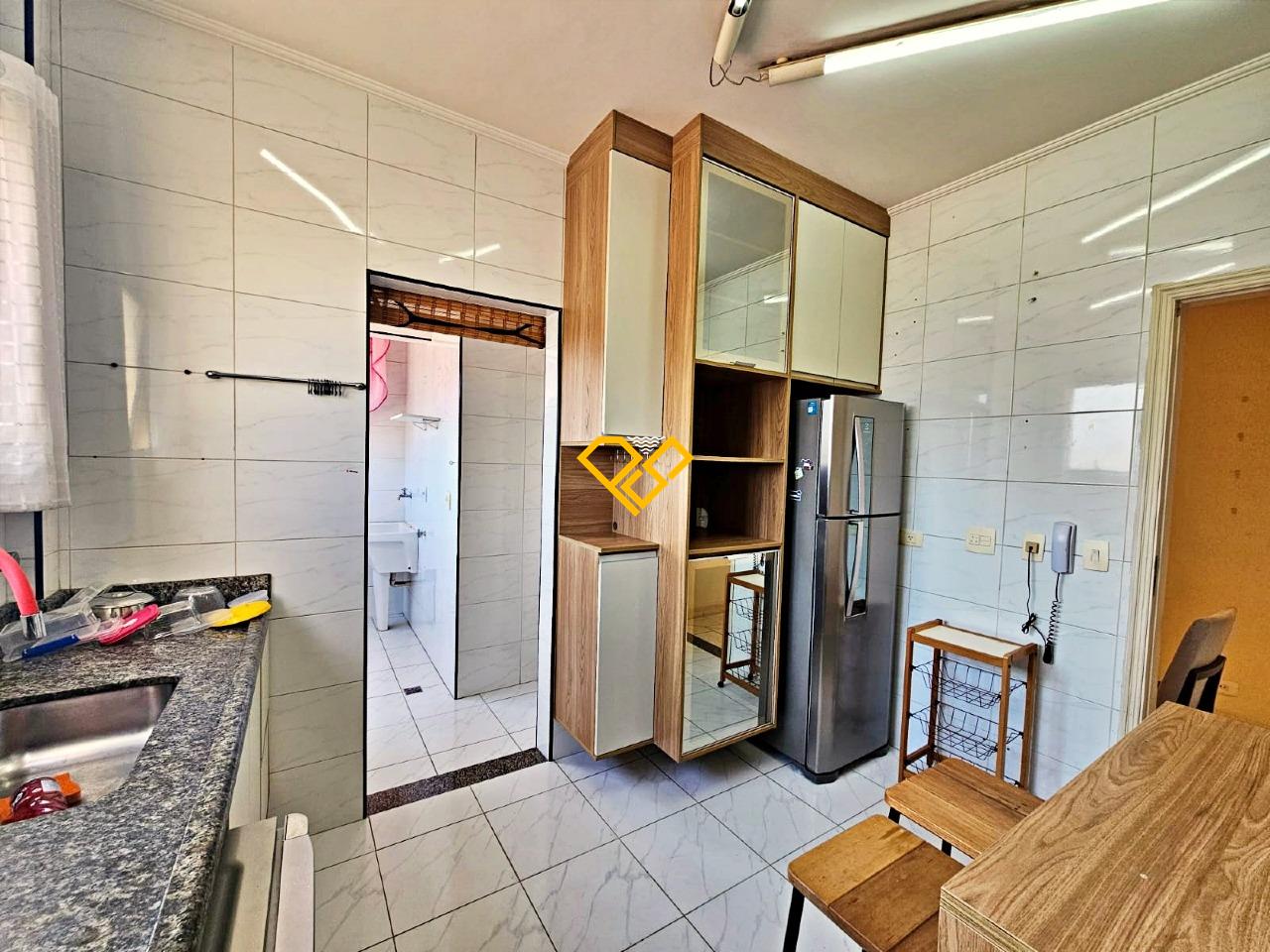 Apartamento para aluguel no Embaré: Cozinha