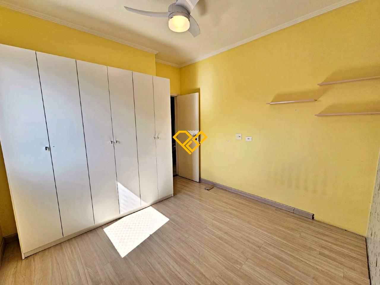 Apartamento para aluguel no Embaré: Dormitório 2