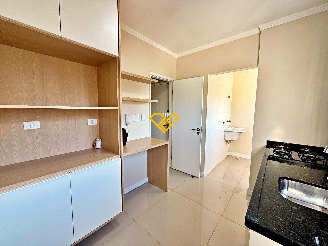 Apartamento à venda no Ponta da Praia: Cozinha