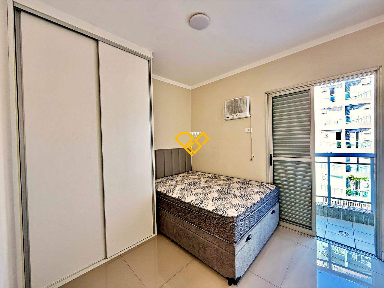 Apartamento à venda no Ponta da Praia: Dormitório 1 - suíte