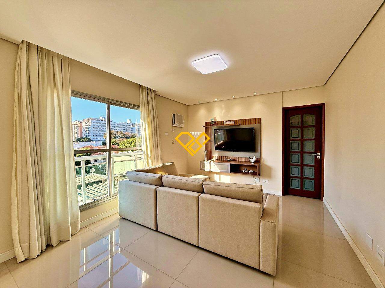 Apartamento à venda no Ponta da Praia: Sala